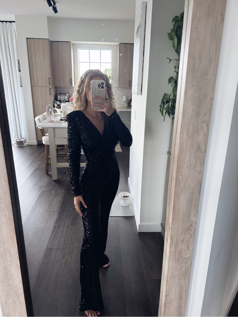 Fashion Nova Black Sequin Long Sleeve V-Neck Jumpsuit (Size XS)